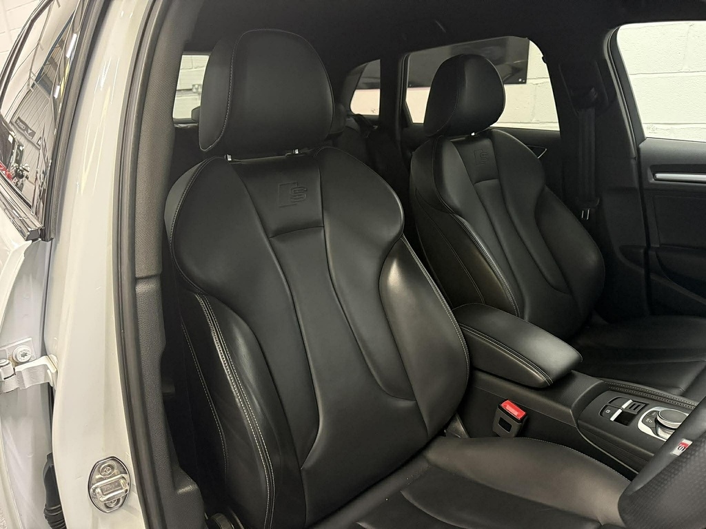 Audi S3 Tfsi Black Edition SR17LZU #3