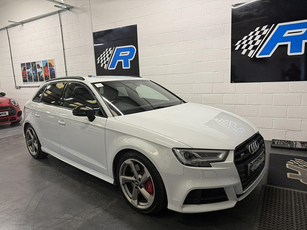 Audi S3 Tfsi Black Edition SR17LZU #2