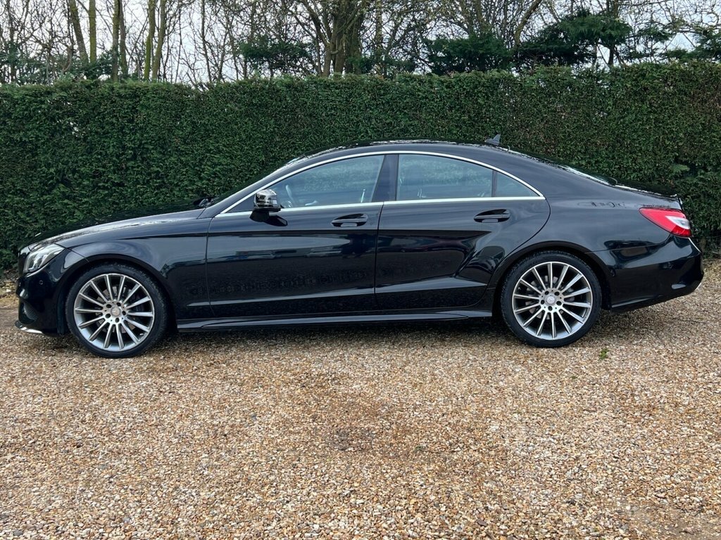 Mercedes-Benz CLS 2.1L Amg Line Black #5