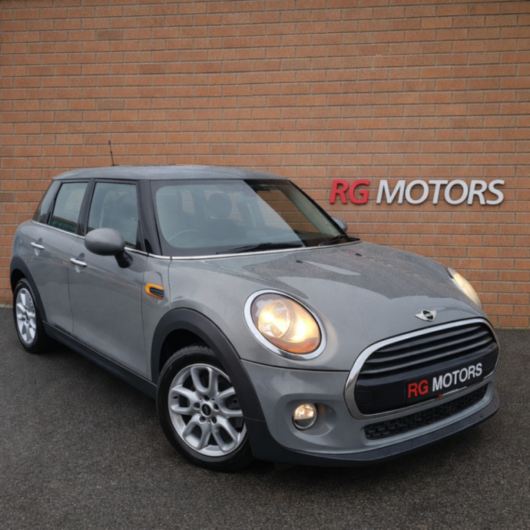 Mini Hatch 1.5 Cooper - 2017 67 Grey