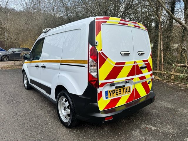 Ford Transit Connect Mpv YP69TAU White #3