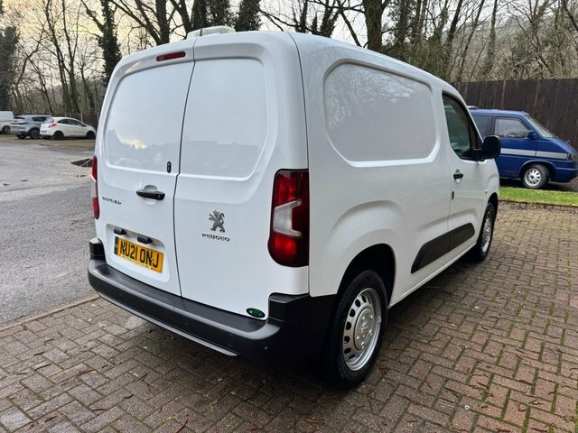 Peugeot Partner Mpv NU21ONJ White #3