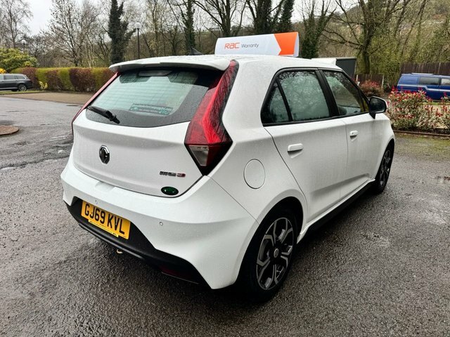 MG MG3 Hatchback GJ69KVL White #4
