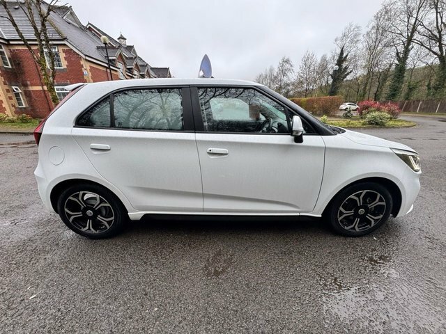 MG MG3 Hatchback GJ69KVL White #5