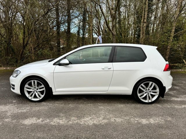 Volkswagen Golf Hatchback DV14VMR White #2
