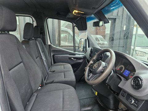 Mercedes-Benz Sprinter 315 Cdi Progressive KN71PWF White #4