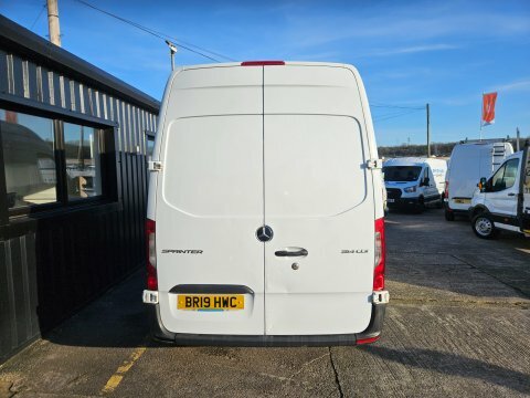 Mercedes-Benz Sprinter 314 Cdi BR19HWC White #4