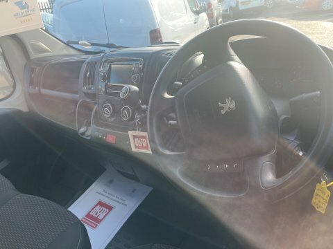 Peugeot Boxer Bluehdi 333 L1h1 CE21UJW Grey #4