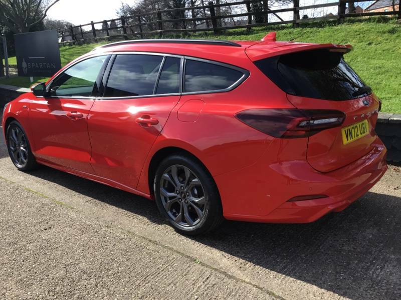 Ford Focus 1.5 Ecoblue St-line - 2022 72 VN72UBV Red #5