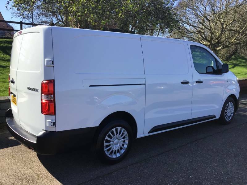 Toyota PROACE 2.0D 120 Icon Van - 2019 69 White #4