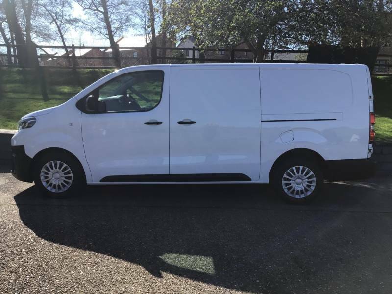 Toyota PROACE 2.0D 120 Icon Van - 2019 69 White #6