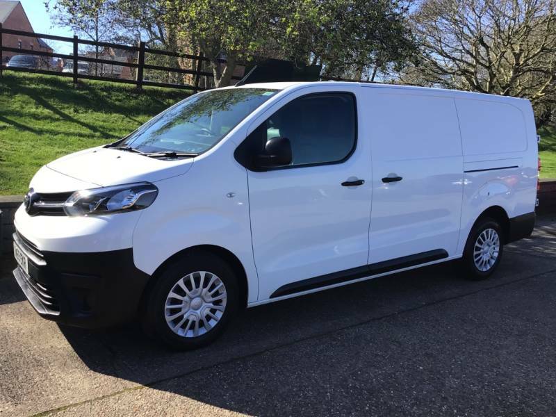 Toyota PROACE 2.0D 120 Icon Van - 2019 69 White #5