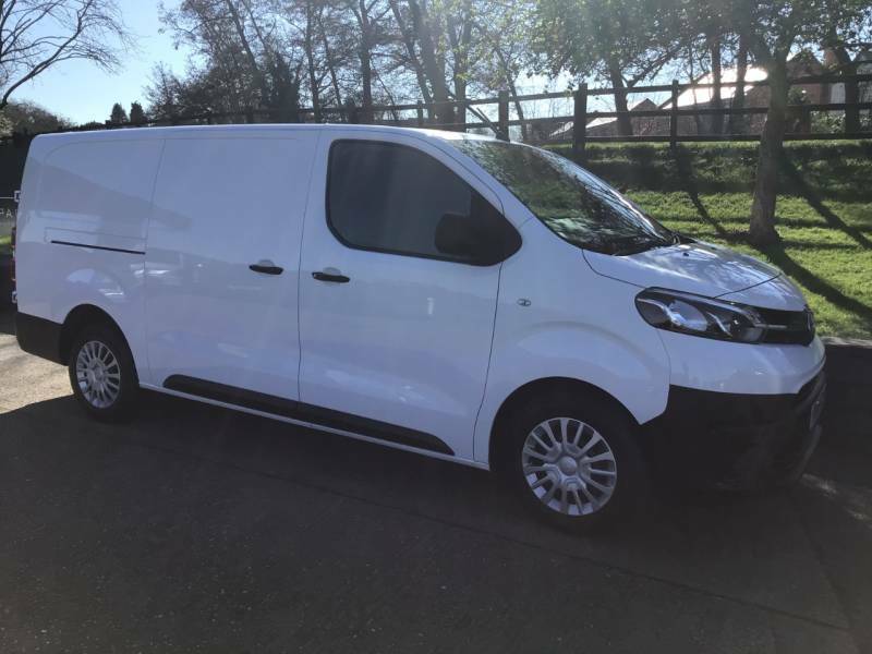 Toyota PROACE 2.0D 120 Icon Van - 2019 69 White #2