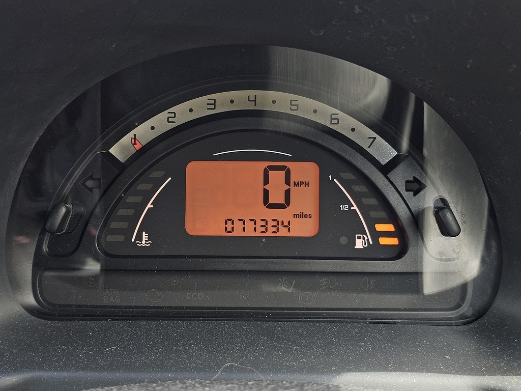 Citroen C2 1.1L Design Silver #6