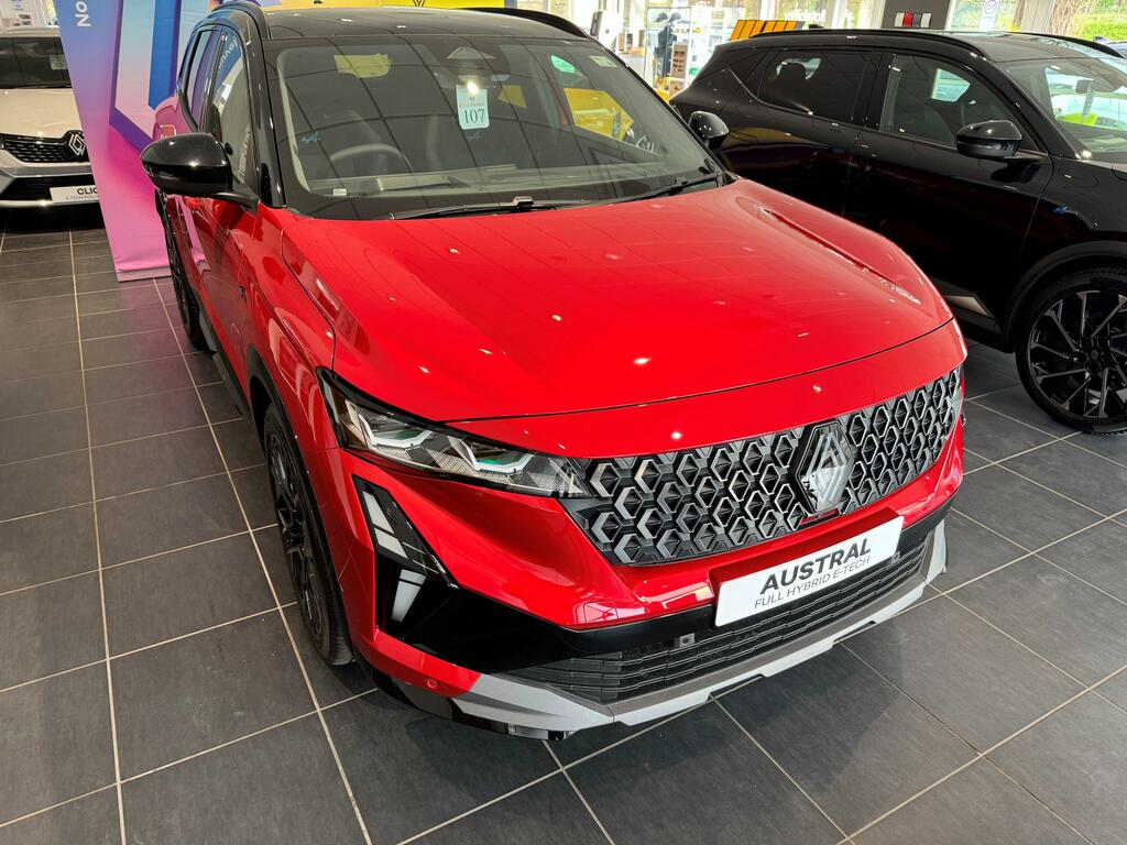 Renault Austral Iconic Esprit Alpine Hybrid Red