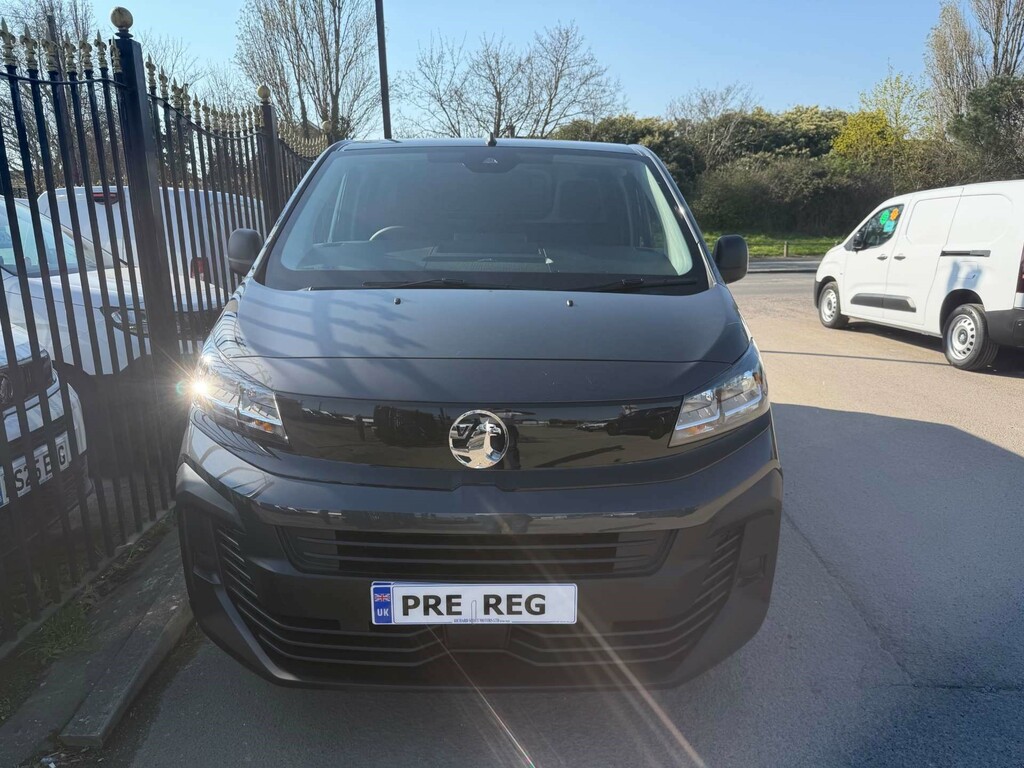 Vauxhall Vivaro Prime XL DT75WMD #3