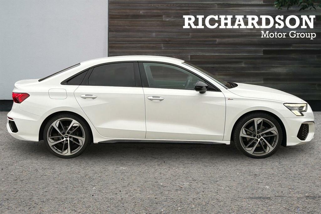 Audi A3 2.0 Tdi 35 Edition 1 S Tronic Euro 6 Ss White #3