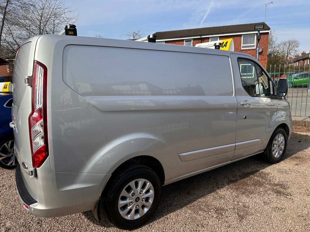 Ford Transit Custom 2L Limited YN22KGX Silver #2