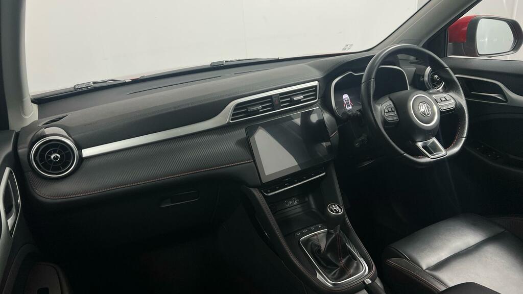 MG ZS Exclusive 1.5 LD72ZTW Red #2