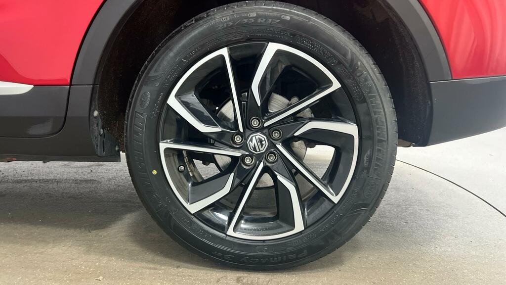 MG ZS Exclusive 1.5 LD72ZTW Red #5
