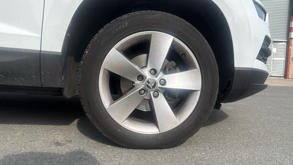 Skoda Karoq 1.6 Tdi Se Suv Dsg Euro 6 Ss 115 Ps White #5