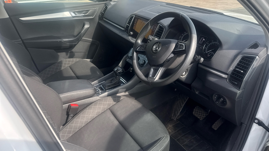 Skoda Karoq 1.6 Tdi Se Suv Dsg Euro 6 Ss 115 Ps White #6
