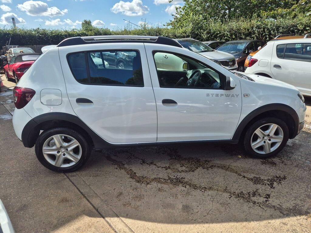 Dacia Sandero Stepway 0.9 Tce Laureate Start Stop White #5