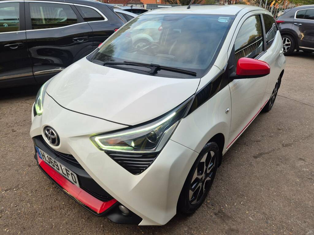 Toyota Aygo 1.0 Vvt-i X-trend White