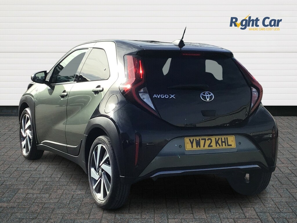 Toyota Aygo X 1.0 Vvt-i Exclusive - 2023 72 YW72KHL Green #3