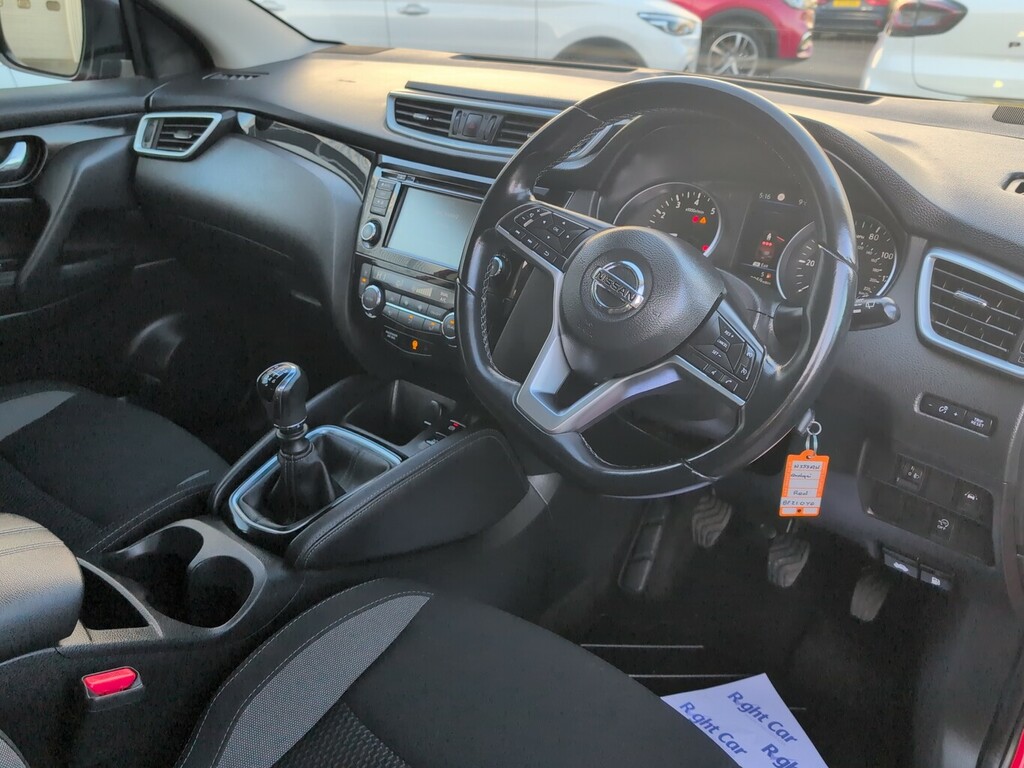 Nissan Qashqai 1.3 Dig-t Acenta Premium - 2021 21 BF21OYG Red #6
