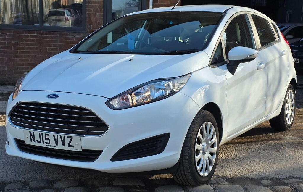 Ford Fiesta 1.25 Style Euro 5 NJ15VVZ White #3