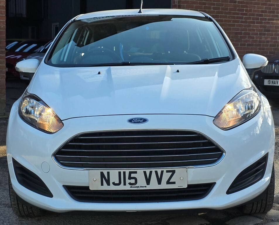 Ford Fiesta 1.25 Style Euro 5 NJ15VVZ White #2