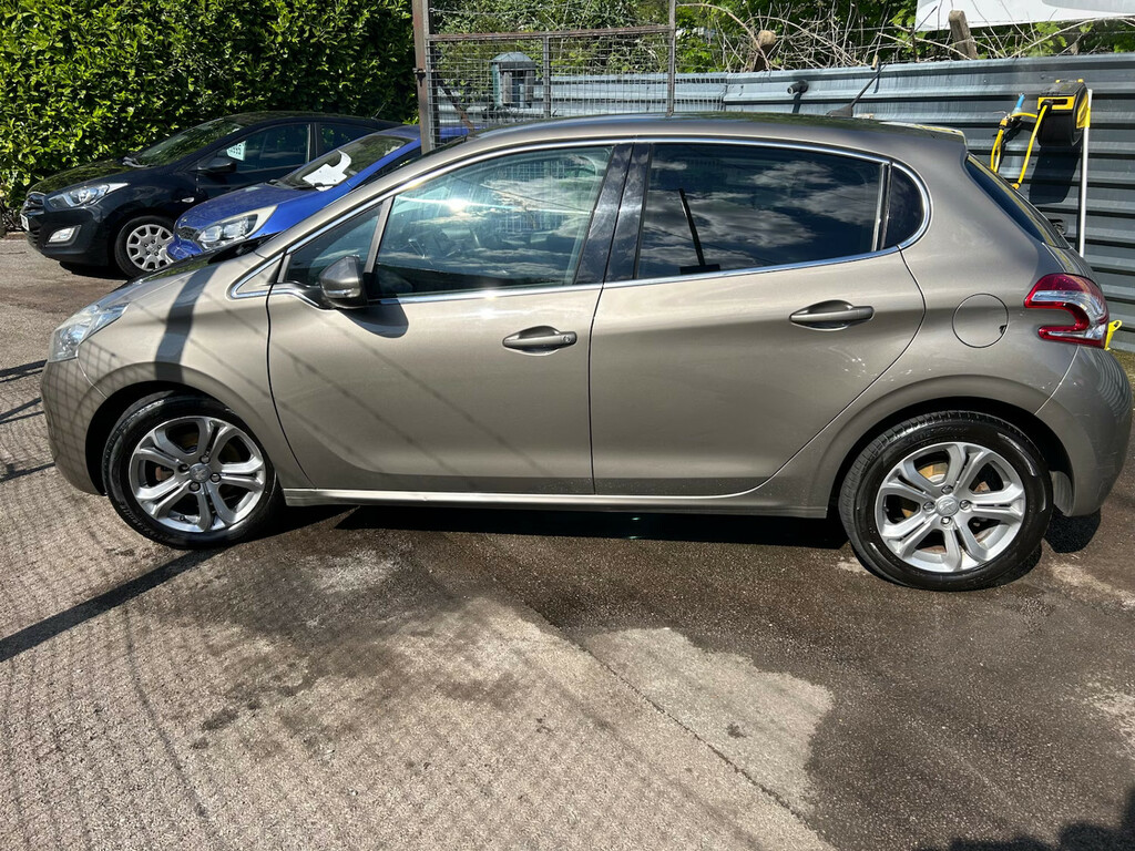 Peugeot 208 1.6 E-hdi Allure Low Mileage Cheap Road Tax Ha KV15NZF Brown #3