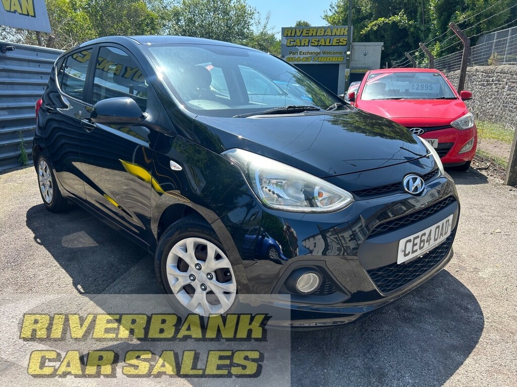 Hyundai I10 1.0 Se Low Mileage Cheap Tax And Insurance Hat Black