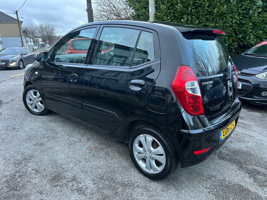 Hyundai I10 1.2 Style Ideal First Car Cheap Insurance Hatc EO61LFZ Black #4