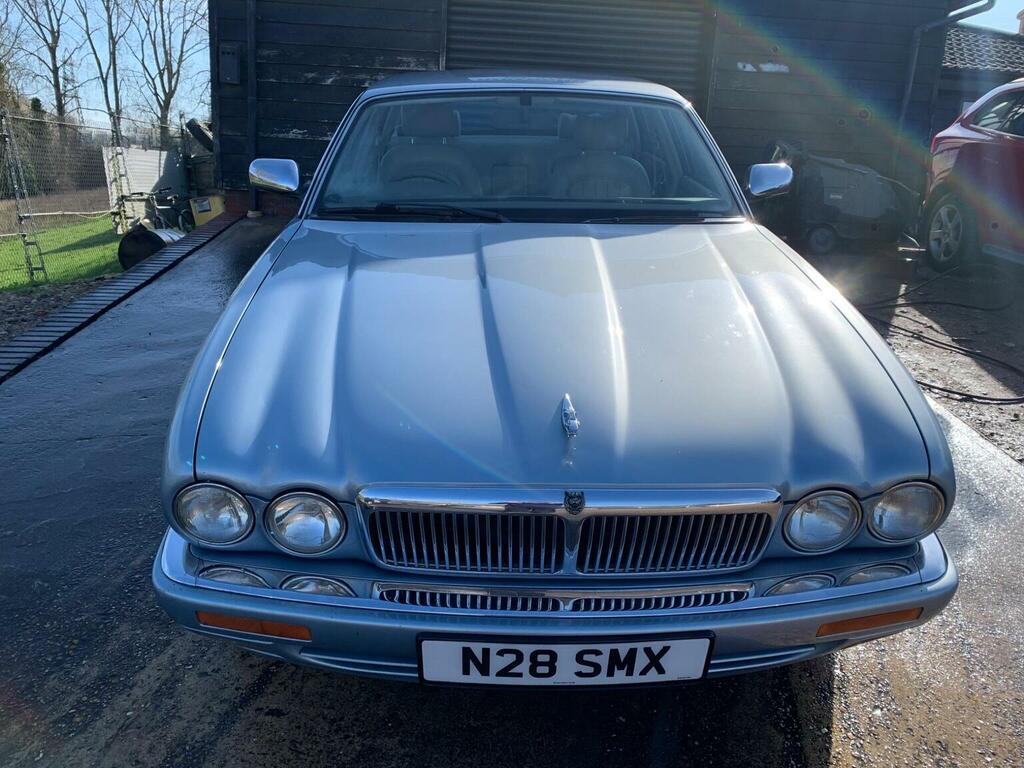 Jaguar XJ Xj6 Red #2