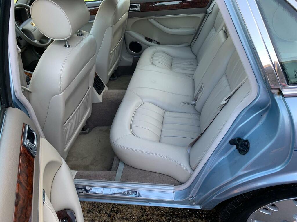 Jaguar XJ Xj6 Red #17