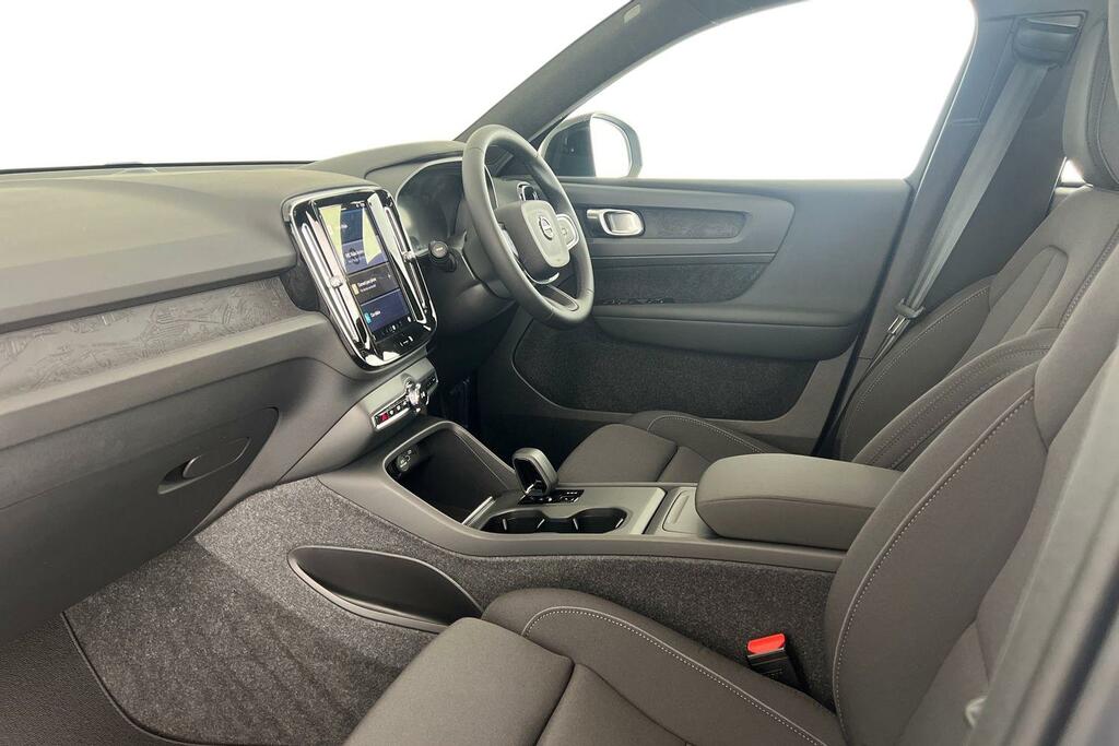 Volvo EX40 Core, Single Motor Extended Range, YP75HWV Blue #4