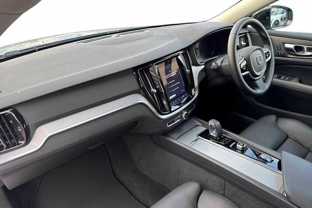 Volvo V60 Plus, B4 Mild Hybrid, Dark SH25BKJ Grey #4