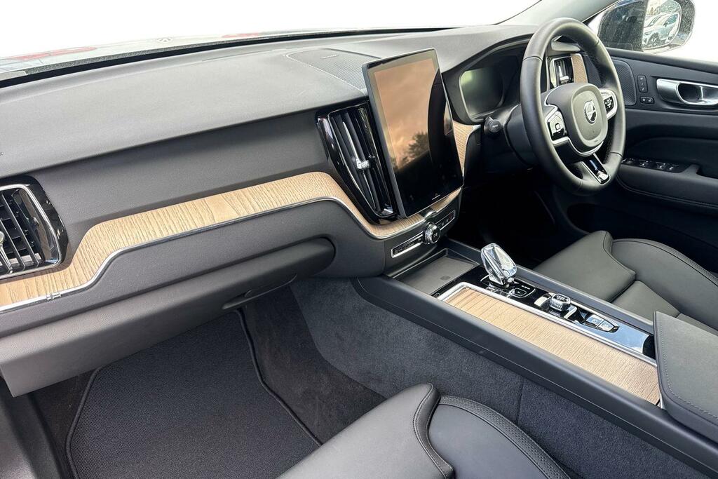 Volvo XC60 Plus, T6 Awd Plug-in Hybrid, Dark RO75HCF Grey #3