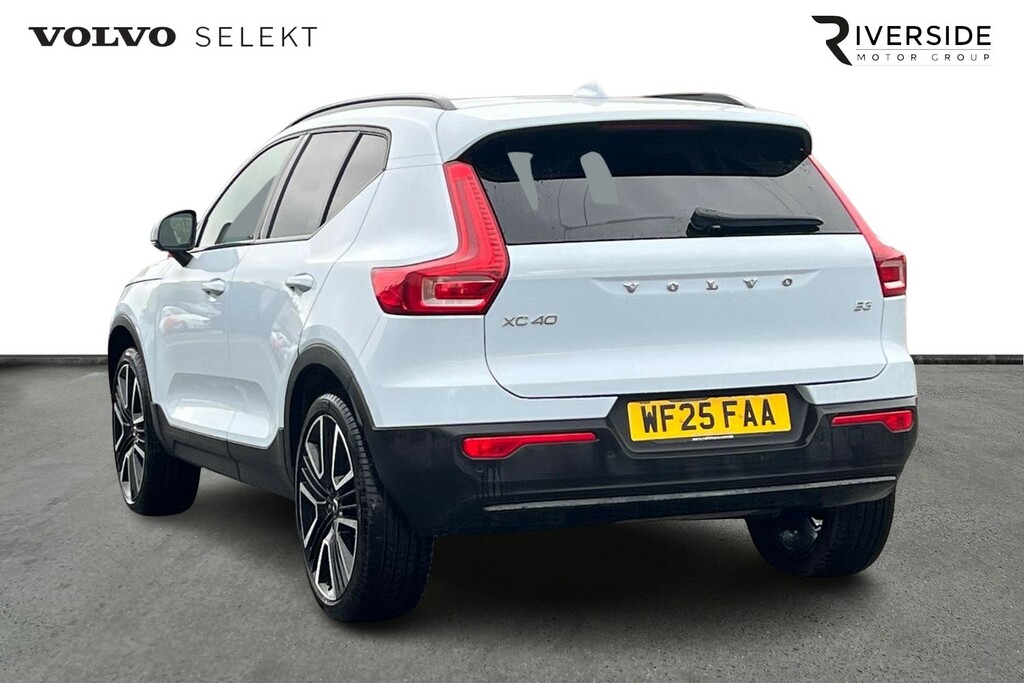 Volvo XC40 Ultra, B3 Mild Hybrid, Dark 21 Alloys WF25FAA Blue #6