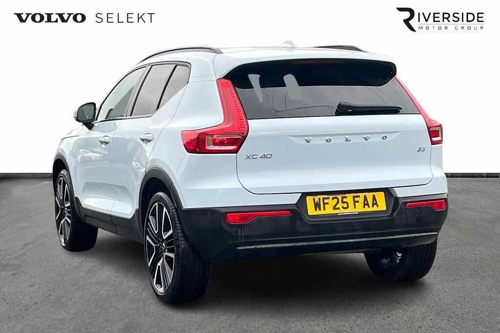 Volvo XC40 Ultra, B3 Mild Hybrid, Dark 21 Alloys WF25FAA Blue #5