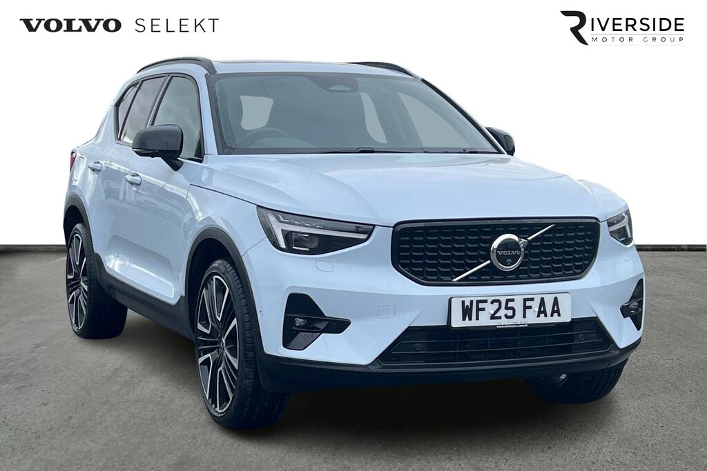 Volvo XC40 Ultra, B3 Mild Hybrid, Dark 21 Alloys WF25FAA Blue