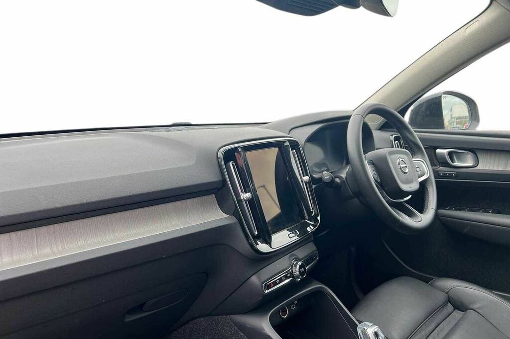 Volvo XC40 Ultra, B4 Mild Hybrid, Dark 21 Alloys RA74DFV Silver #4