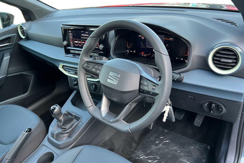 Seat Arona 1.0 Tsi Evo Se YX26JWC Black #6