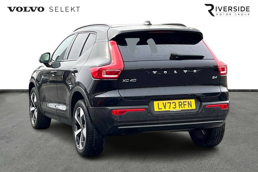 Volvo XC40 Plus, B4 Mild Hybrid, Dark 19 Alloys T LV73RFN Black #6