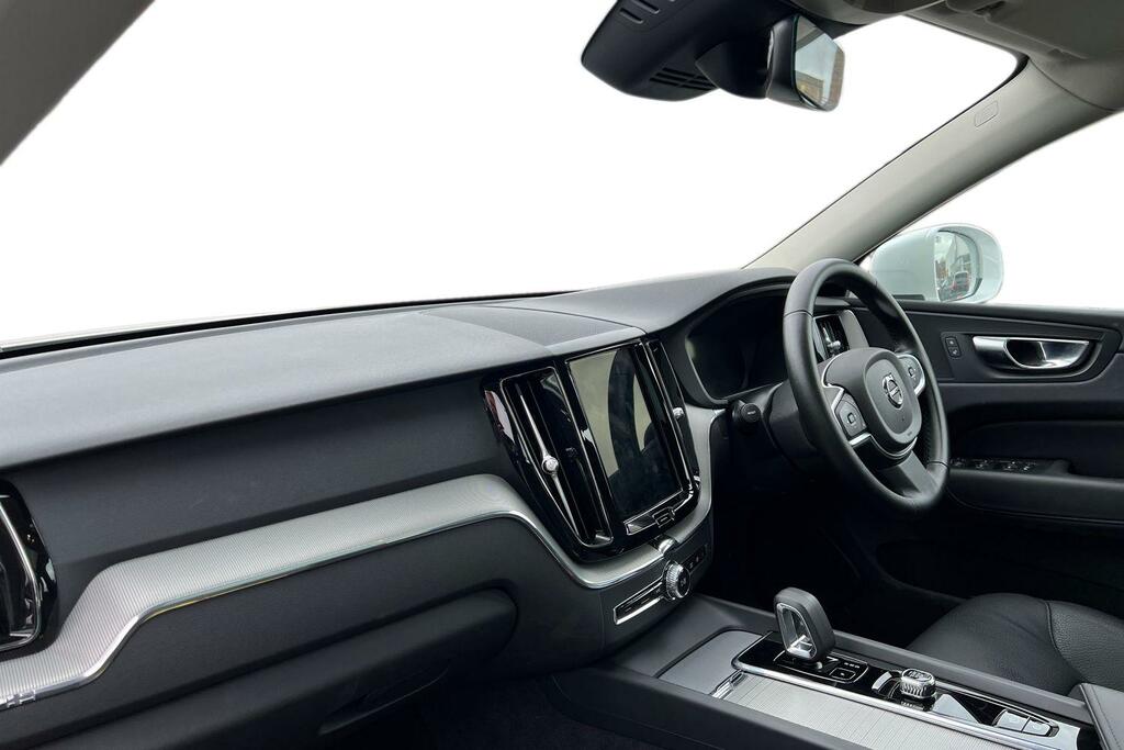 Volvo XC60 Core, T6 Awd Plug-in Hybrid, Brig AF74LDK White #4