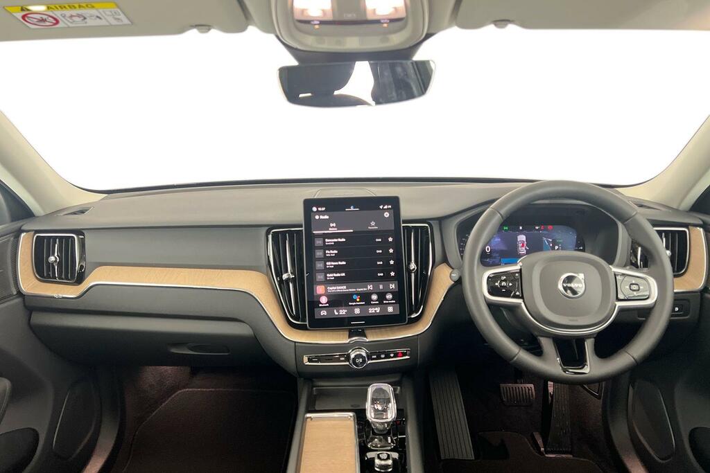 Volvo XC60 Plus, T6 Awd Plug-in Hybrid, Dark YO75EYU Grey #6