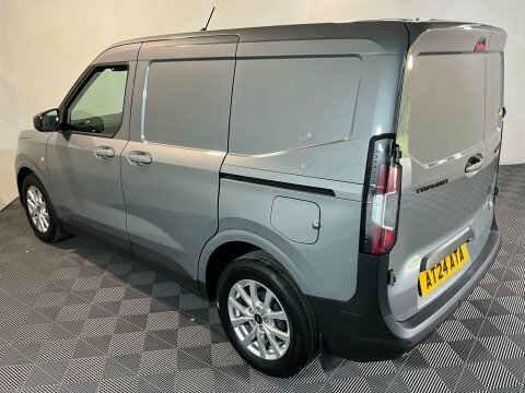 Ford Transit Courier 1.0 Ecoboost Limited  #4