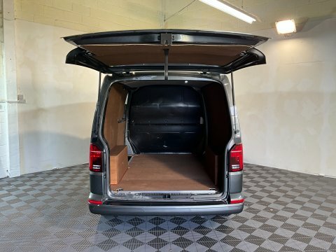 Volkswagen Transporter 2.0 Tdi T28 HJ70WCU #3